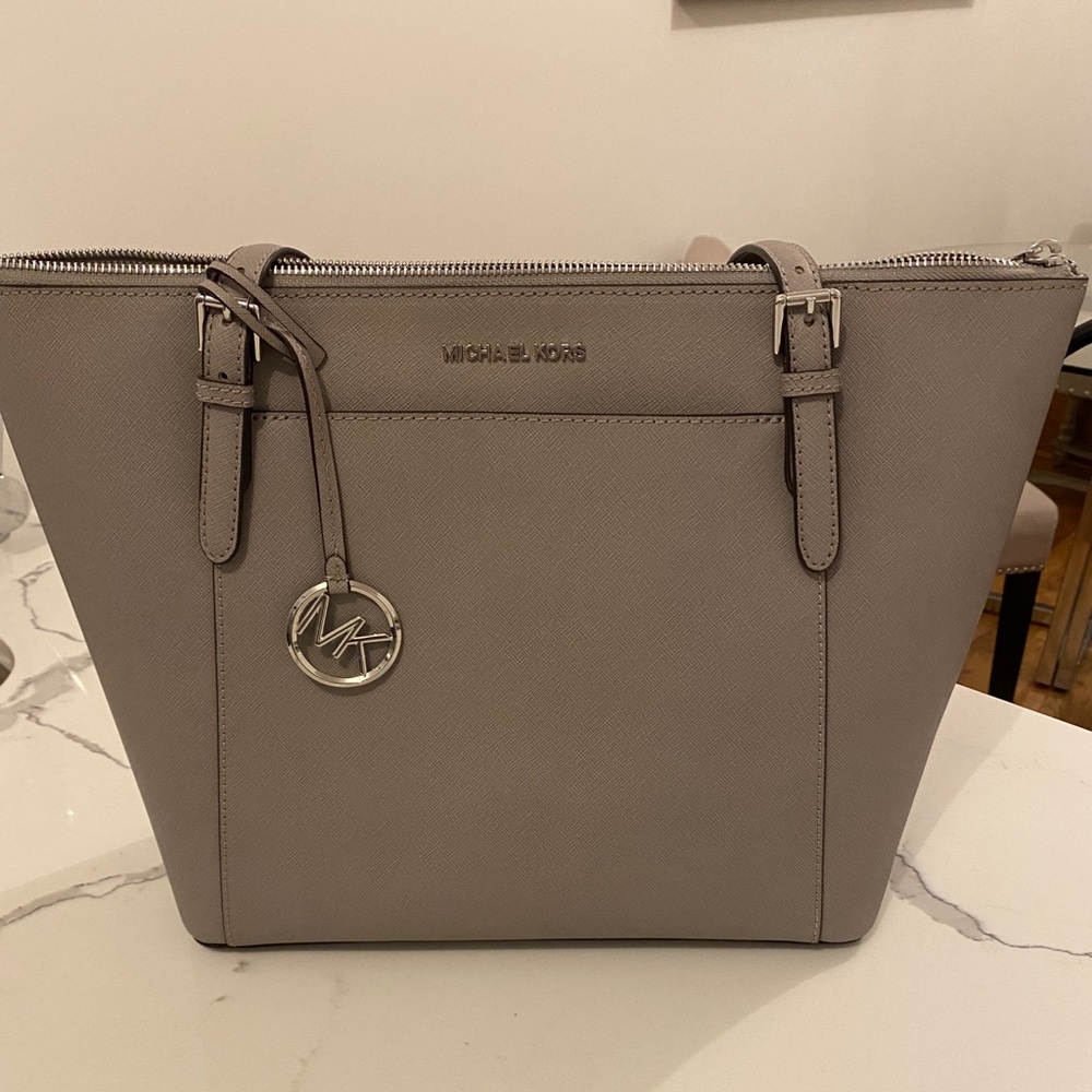 Michael Kors Ciara grey large tote bag purse